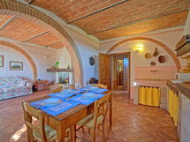 Accommodation:&nbsp;Olivo