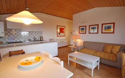 Accommodation:&nbsp;Levante