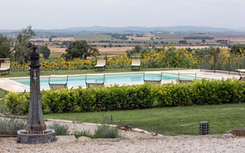 Villa Milluzzi: Sky, Plant, Water, Tree, Natural Landscape, Land Lot, Leisure, Woody Plant, Grass, Rural Area