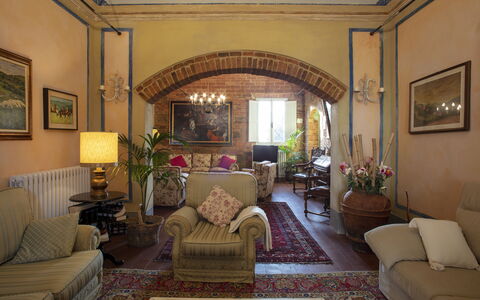 Villa Asciolo: Interior Design, Room, Living Room, Furniture, Wall, Couch, Table, Interior Design, Home, Ceiling