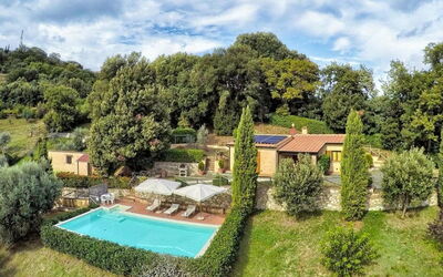 Villa le Vignacce - Lustignano, Tuscany, Italy