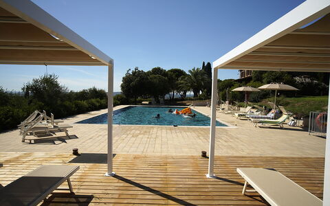 Campo Valerio: Sky, Swimming Pool, Shade, Water, Rectangle, Outdoor Furniture, Sunlounger, Leisure, Wood, Roof