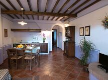 Accommodation:&nbsp;Ginestra