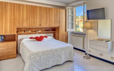 Studio Paola - Levanto: Furniture, Cabinetry, Comfort, Wood, Interior Design, Drawer, Building, Flooring, Bed, Floor