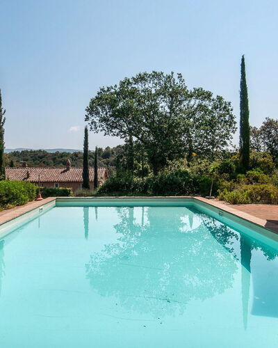 Lavacchio 10: Water, Sky, Plant, Property, Swimming Pool, Azure, Tree, Shade, Body Of Water, Leisure