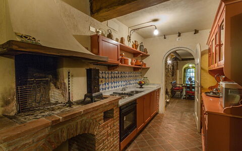 Villa Vorno: Countertop, Cabinetry, Property, Kitchen, Kitchen Appliance, Building, Wood, Home Appliance, Kitchen Stove, Interior Design