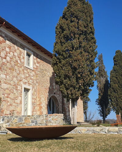 Casa Insieme: Sky, Building, Window, Plant, Azure, Architecture, House, Wood, Grass, Landscape