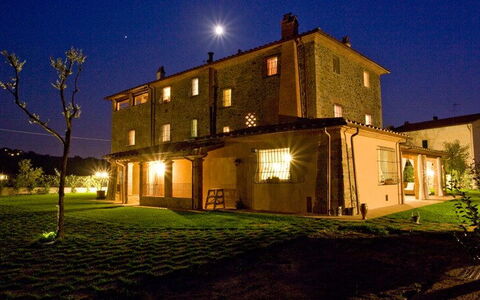 Il Fienile Holiday Home: Sky, Plant, Building, Window, Property, Light, Tree, House, Door