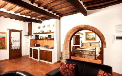 Girasole: Brown, Property, Wood, Living Room, Lighting, Interior Design, Building, Floor, Couch, Hearth