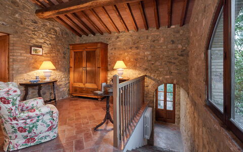 Borgo Al Castello: Furniture, Building, Window, Picture Frame, Wood, Beam, Floor, Tree, Wood Stain, Hardwood
