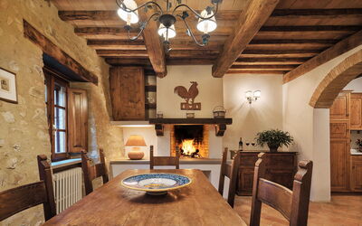 Accommodation:&nbsp;Casa Torre