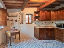 Accommodation:&nbsp;Casa Monte