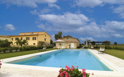 Casa Angela: Swimming Pool, Residential Area, Resort, Leisure, Thermae, Estate, Outdoor Furniture, Human Settlement, Villa, Hacienda