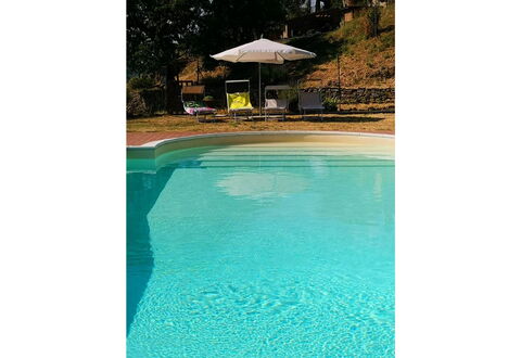 La Casa nel Borgo: Water, Azure, Rectangle, Umbrella, Swimming Pool, Building, Shade, Outdoor Furniture, Leisure, Tints And Shades