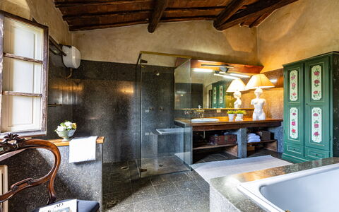 Podere La Torre: Interior Design, Houseplant, Tap, Wood, Countertop, Plumbing Fixture, Plant, Window, Kitchen, Sink