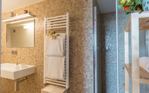 Villa Vico: Property, Mirror, Tap, Plumbing Fixture, Azure, Sink, Bathroom, Interior Design, Wood, Floor