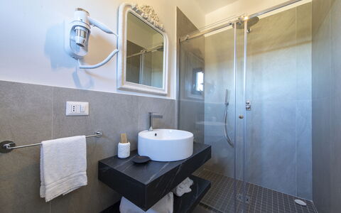 Bella Di Panzano: Mirror, Property, Tap, Sink, Plumbing Fixture, Bathroom Sink, Bathroom, Purple, Interior Design, Architecture
