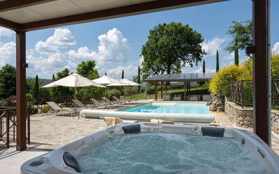 Castelluccio - Arezzo, Toscana: Sky, Cloud, Water, Plant, Property, Swimming Pool, Building, Azure, Shade, Outdoor Furniture