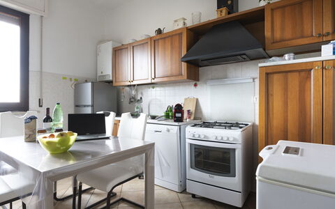 Casa Della Selce: Property, Cabinetry, White, Countertop, Kitchen Appliance, Kitchen Stove, Kitchen, Window, Home Appliance, Gas Stove