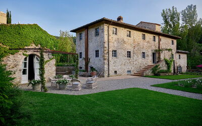 Villa Dell'abate: Plant, Sky, Building, Property, Window, House, Land Lot, Grass, Tree, Landscape