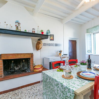 Francesco's Pretty House