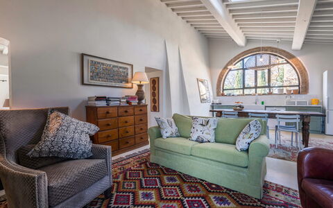 Alice - Podere Ribatti - Casole D'elsa, Toscana: Furniture, Picture Frame, Property, Couch, Window, Interior Design, Building, Floor, Wall, Living Room