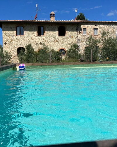 Alice - Podere Ribatti - Casole D'elsa, Toscana: Water, Building, Sky, Plant, Swimming Pool, Nature, Tree, Leisure, House, Cloud