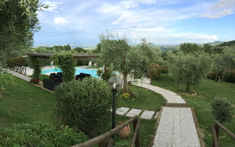 Villa Le Ripe - Gambassi Terme, Toscana: Plant, Cloud, Sky, Plant Community, Natural Landscape, Land Lot, Tree, Shrub, Landscape, Groundcover