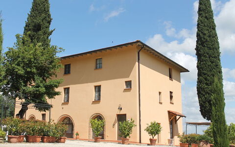 Villa Le Ripe - Gambassi Terme, Toscana: Plant, Cloud, Sky, Building, Property, Window, Tree, Land Lot, House