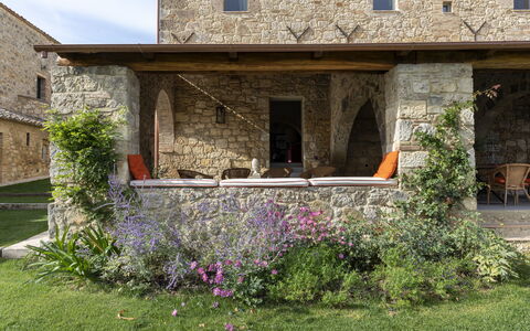 Villa Della Regina: Plant, Flower, Building, Property, Window, Land Lot, House, Cottage, Chair, Grass