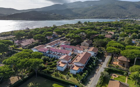 Giannella Beach Residence Apartment - Giannella, G: Water, Sky, Property, Cloud, Plant, Building, Mountain, Nature, Tree, Highland
