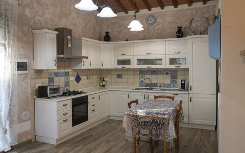 Podere Vallino: Cabinetry, Countertop, Furniture, Property, Kitchen Stove, Wood, Kitchen, Interior Design, Drawer, Kitchen Appliance