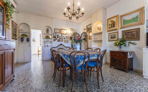 Casa Vacanza Mais - Camaiore, Toscana: Table, Picture Frame, Property, Furniture, Chair, Cabinetry, Lighting, Interior Design, Wood, Floor