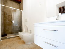 Accommodation:&nbsp;Nespola Holiday Home