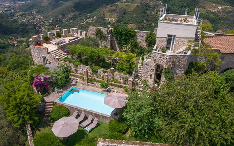 Villa Maestosa - Camaiore, Toscana: Property, Plant, Building, Tree, Architecture, Residential Area, Water, Window, Landscape, Real Estate