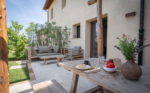 Coratina Spereto Apartment with Pool, Montaione: Plant, Building, Property, Table, Furniture, Flowerpot, Window, Houseplant, Wood, Sky