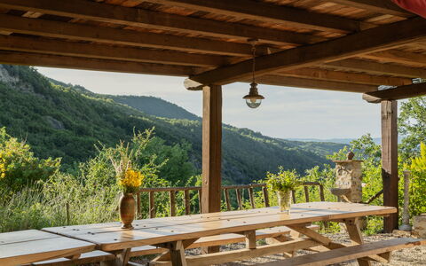 Villa Amiata: Plant, Sky, Property, Shade, Wood, Natural Landscape, Mountain, Cottage, Wood Stain, Outdoor Furniture