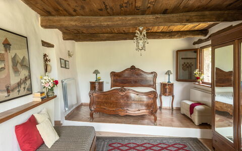Villa Amiata: Building, Picture Frame, Property, Wood, Interior Design, Lighting, Architecture, Flooring, Floor, Comfort