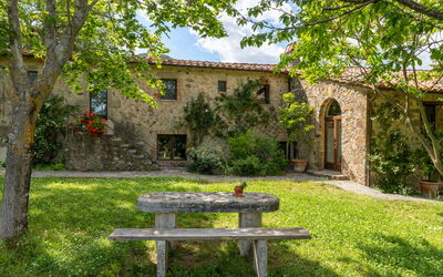 Villa Amiata: Plant, Building, Sky, Natural Landscape, Tree, Window, Vegetation, Architecture, Land Lot, Grass