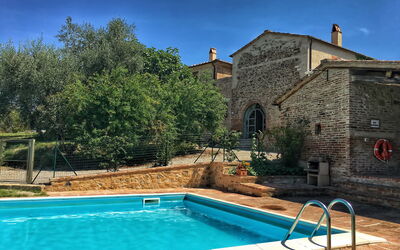Villa San Giovanni: Sky, Water, Plant, Property, Building, Azure, Window, Swimming Pool, Tree, Rectangle
