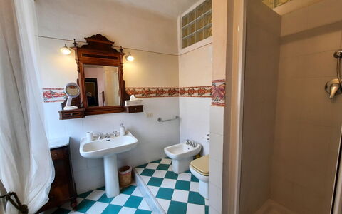 Villa Delle Palme: Mirror, Building, Sink, Plumbing Fixture, Tap, Bathroom, Interior Design, Bathroom Sink, Wood, Floor