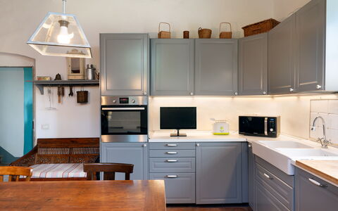 Casa Mirandola: Cabinetry, Countertop, Property, Building, Furniture, Drawer, Kitchen Stove, Wood, Kitchen Appliance, Sink