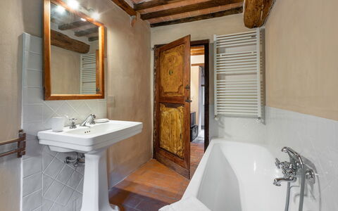 Casa Di Pietro In Vivo D'orcia, Pool: Wall, Wood, Plumbing Fixture, Flooring, Brown, Floor, Plumbing, Tap, Bathroom, Sink
