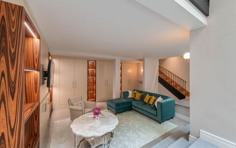 Duomo Penthouse Luxury Apartment In Florence By Pa: Table, Building, Property, Furniture, Couch, Comfort, Picture Frame, Plant, Interior Design, Lighting