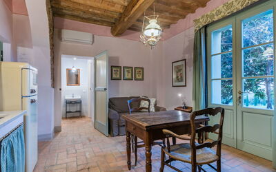 Accommodation:&nbsp;Marruca 180.1