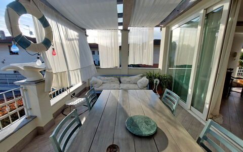Appartamento Mare Azzurro: Interior Design, Floor, Wood, Flooring, Table, Couch, Real Estate, Building, Hardwood, Ceiling