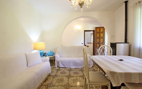 Casa Il Prato: Furniture, Wood, Architecture, Floor, Real Estate, Decoration, Building, Ceiling, Comfort