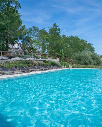 Ciliegino Spereto Apartment, Pool And Relax , Mont: Swimming Pool, Resort, Outdoor Furniture, Eco Hotel, Sunlounger, Garden, Landscaping, Thermae, Resort Town, Hacienda