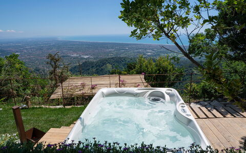 La Casa Sul Forte: Sky, Property, Plant, Tree, Natural Landscape, Building, Landscape, Water, Real Estate, Leisure