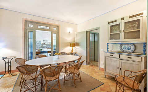 Casale Rosa: Furniture, Interior Design, Flooring, Wood, Floor, Chair, Table, Dining Room, Kitchen & Dining Room Table, Ceiling